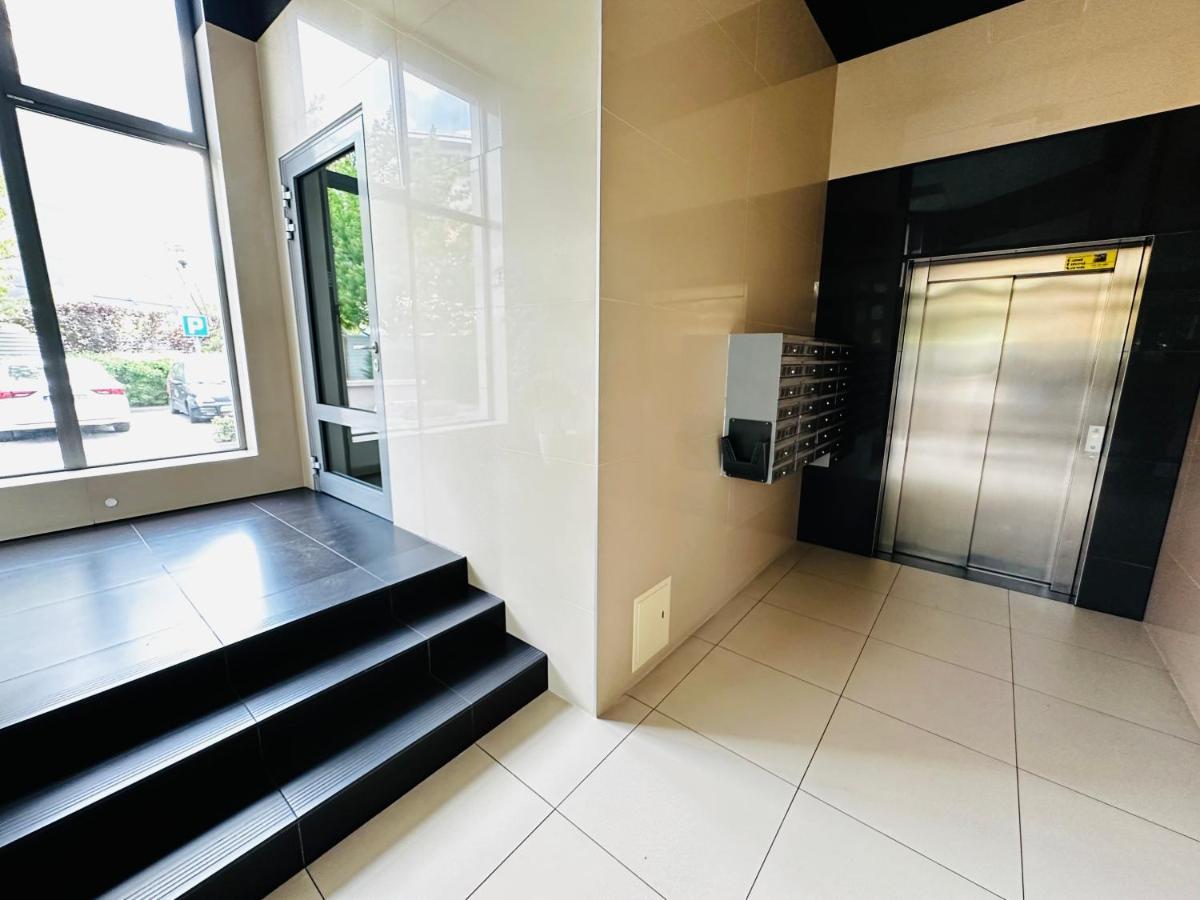 Warsaw Sadyba Premium Apartment By B2 외부 사진
